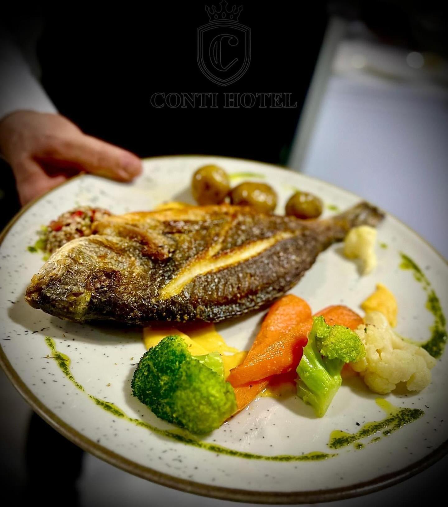 Conti Hotel & Restaurant Gjakova المظهر الخارجي الصورة